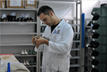 SOM Officine Ortopediche - Esperienza e innovazione - Azienda